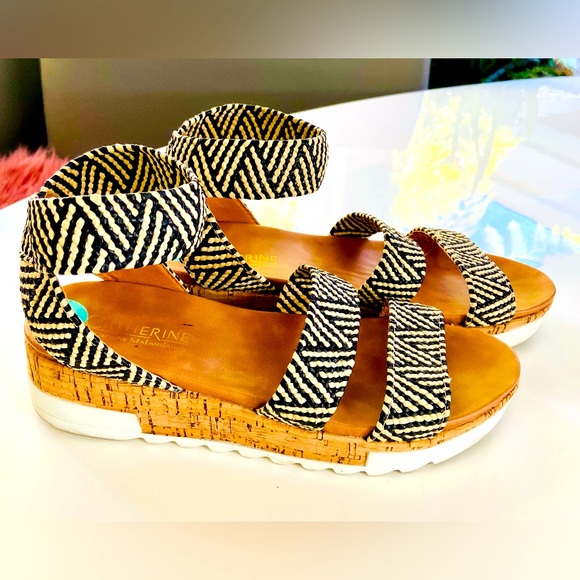 Cork Platform Sandals - Picture 2 of 5